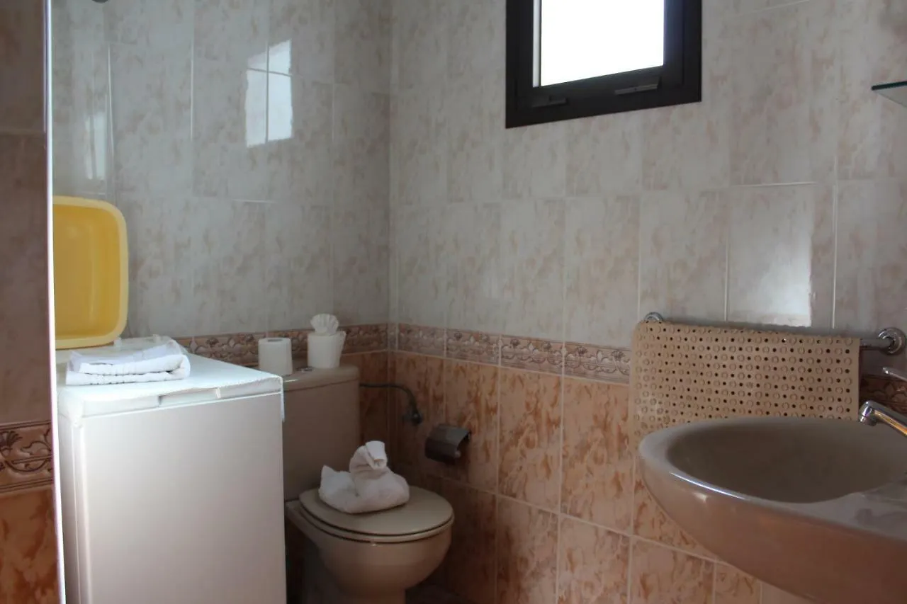 Apartamentos El Faro - Vivienda Vacacional La Restinga Spain